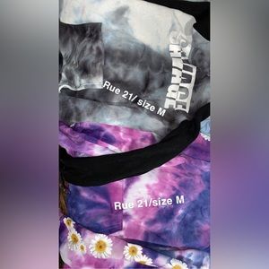 A lot of clothes more than what is in the photos some are named bran.